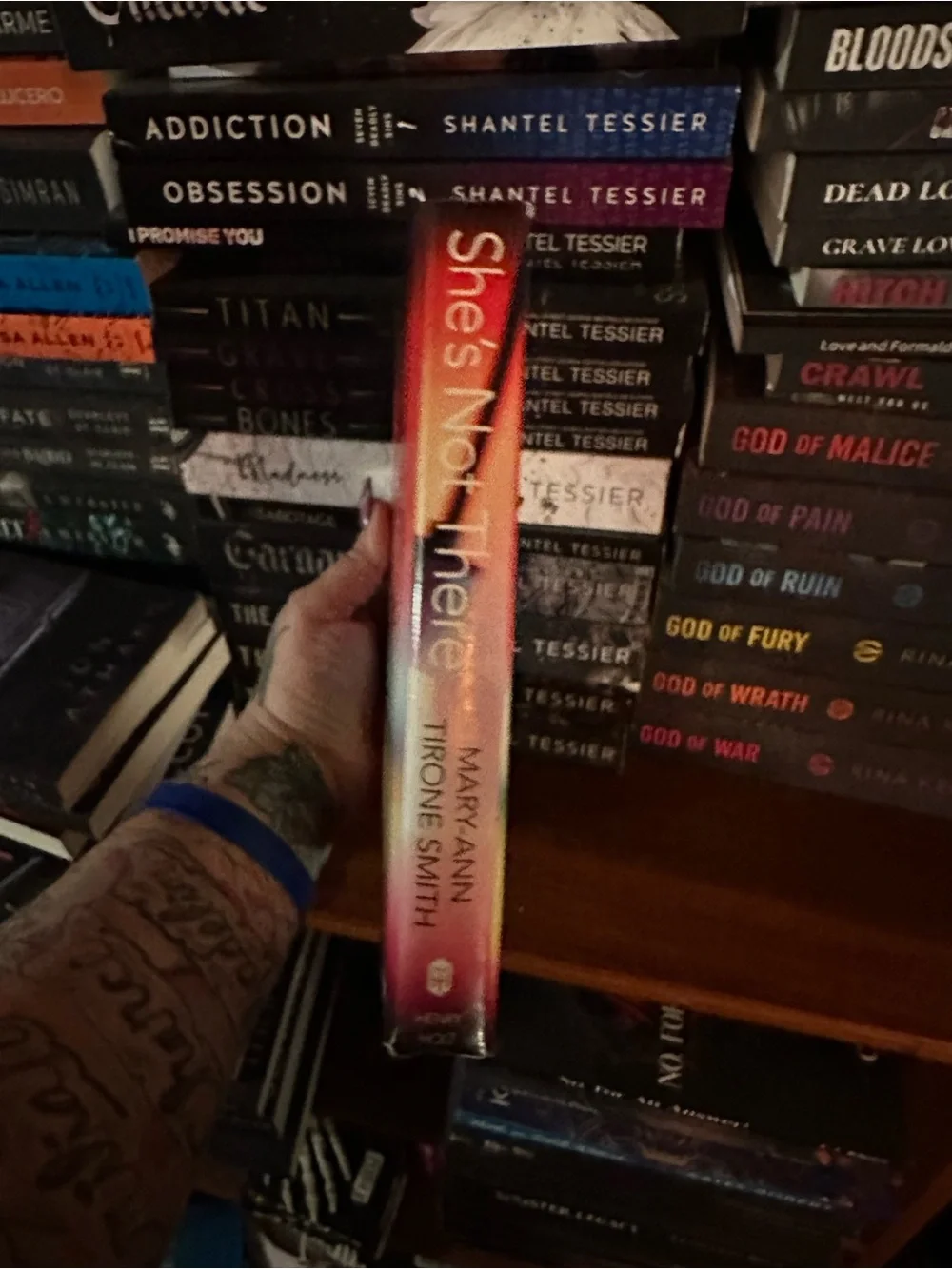 She's Not There by Mary-Ann Tirone Smith - Pink Orange Ombre Hardcover